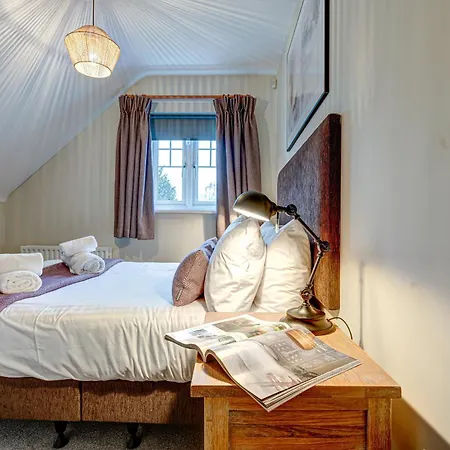 The Vanbrugh Suites Oxford Room photo