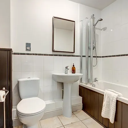 The Vanbrugh Suites Oxford Room photo